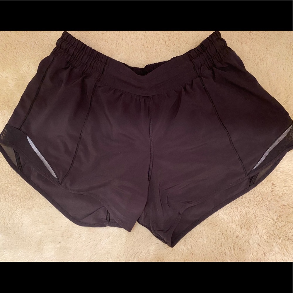 Lululemon Hotty Hot shorts